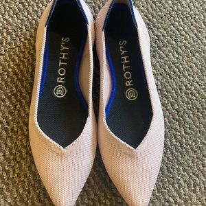 Rothy’s The Blush Point